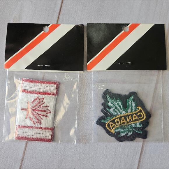 VTG Deadstock NIP Canada Patches (2) - Canadian Flag & Maple Leaf - Picture 2 of 6